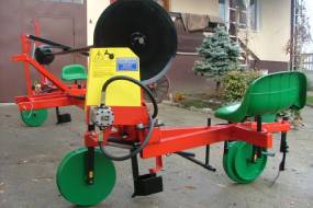 Máquinas para cubrir plantas con film y agrotextil